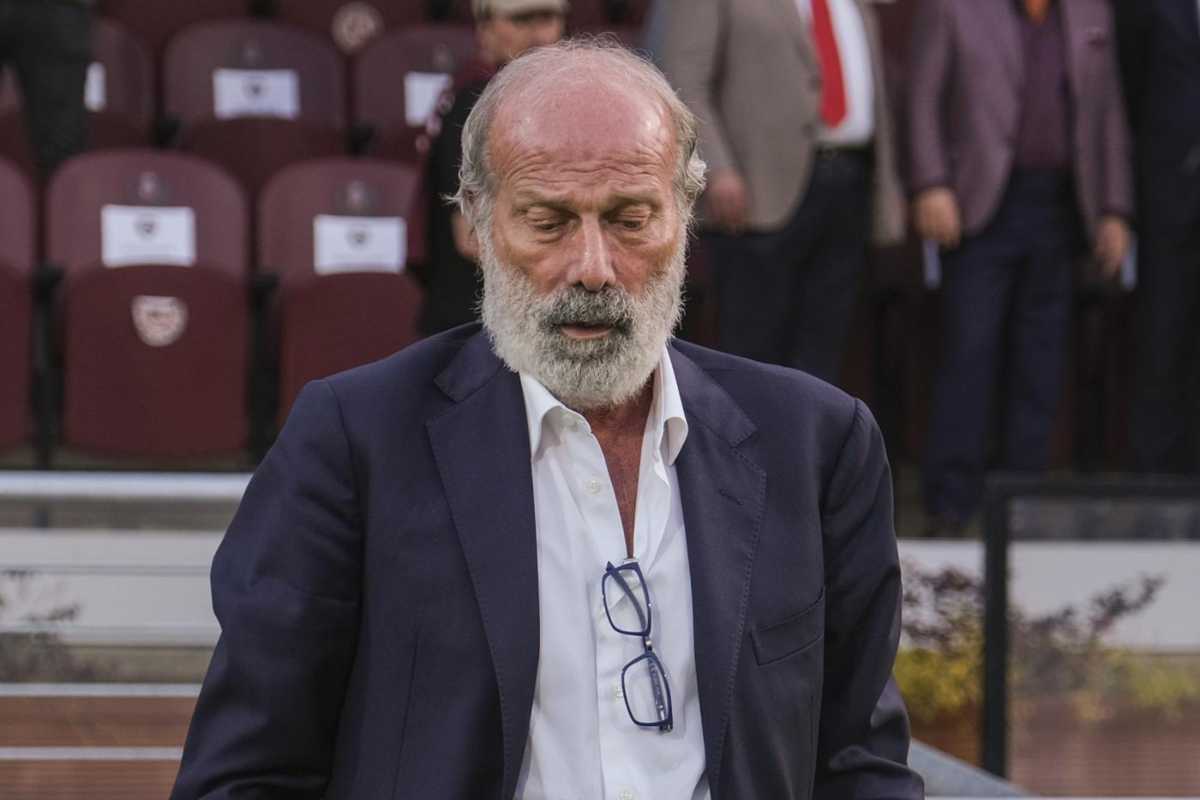 Walter Sabatini, ex dirigente della Roma, in un'espressione triste