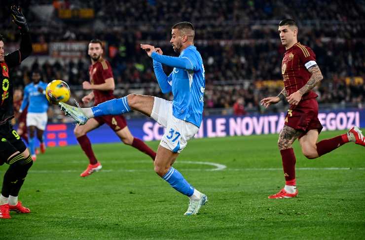 Leonardo Spinazzola realizza il gol contro la Roma