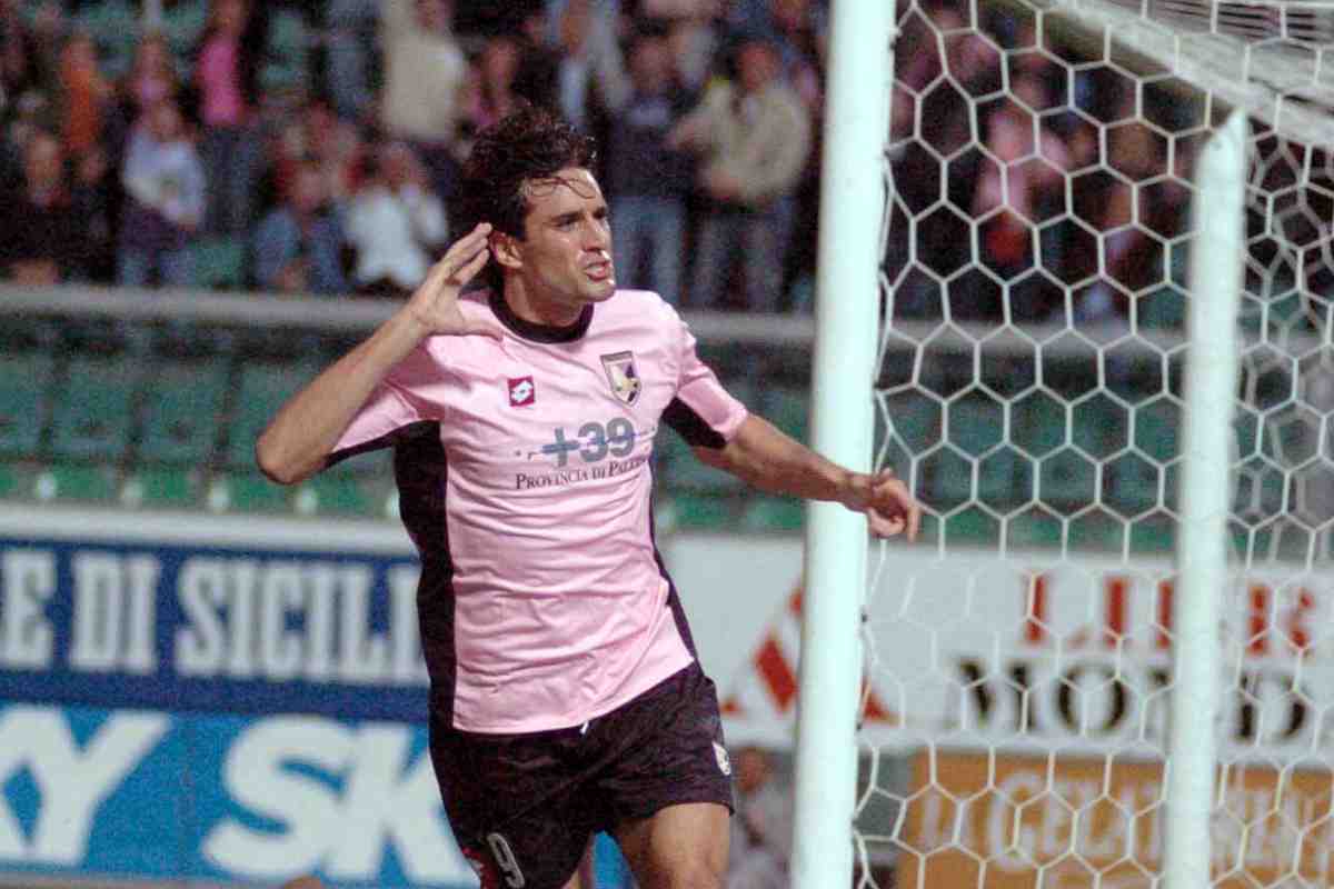 Luca Toni con la maglia del Palermo