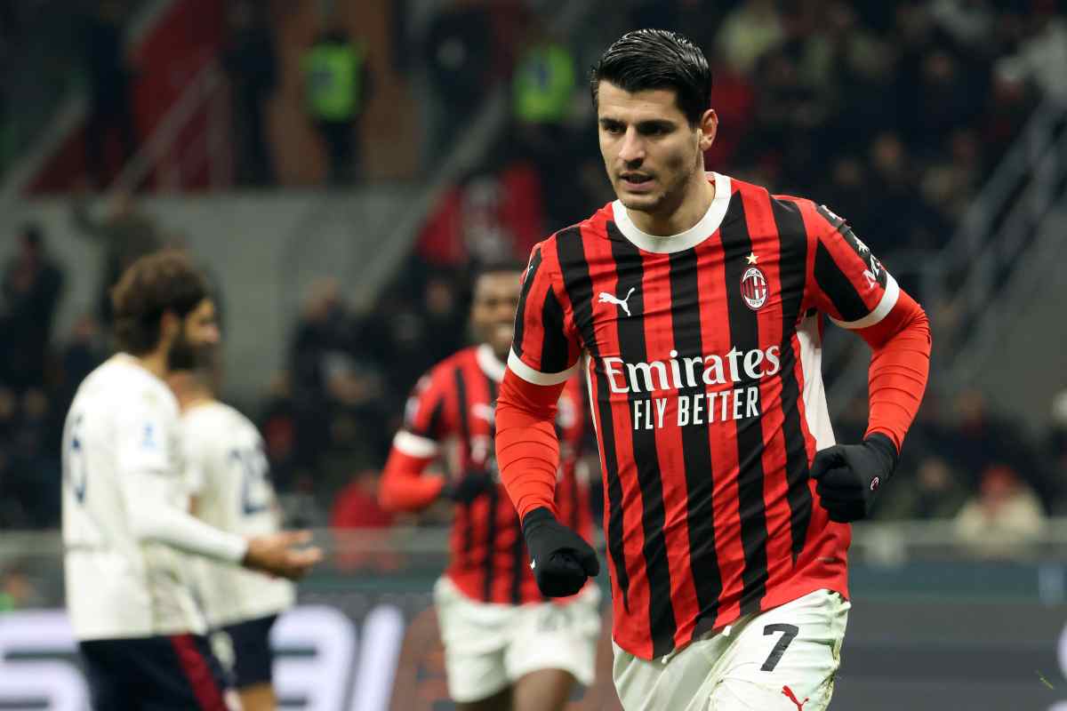 Alvaro Morata in campo con la maglia del Milan