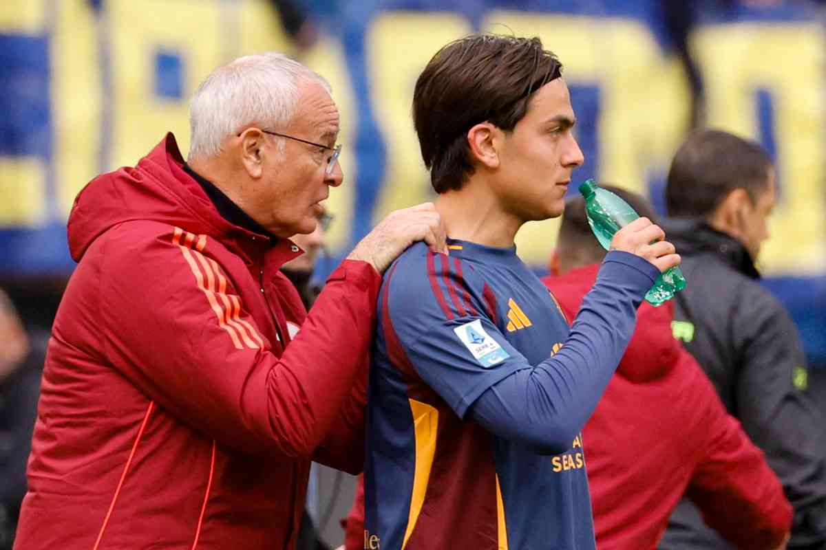 Paulo Dybala con Claudio Ranieri, allenatore della Roma