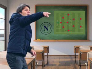 Antonio Conte illustra il 3-5-2 alla lavagna