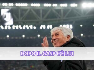 Gian Piero Gasperini saluta il pubblico dell'Atalanta