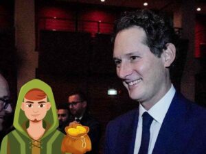 John Elkann e un'immagine di Robin Hood